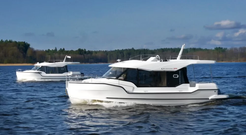 SunCamper-35_yacht-1024x767